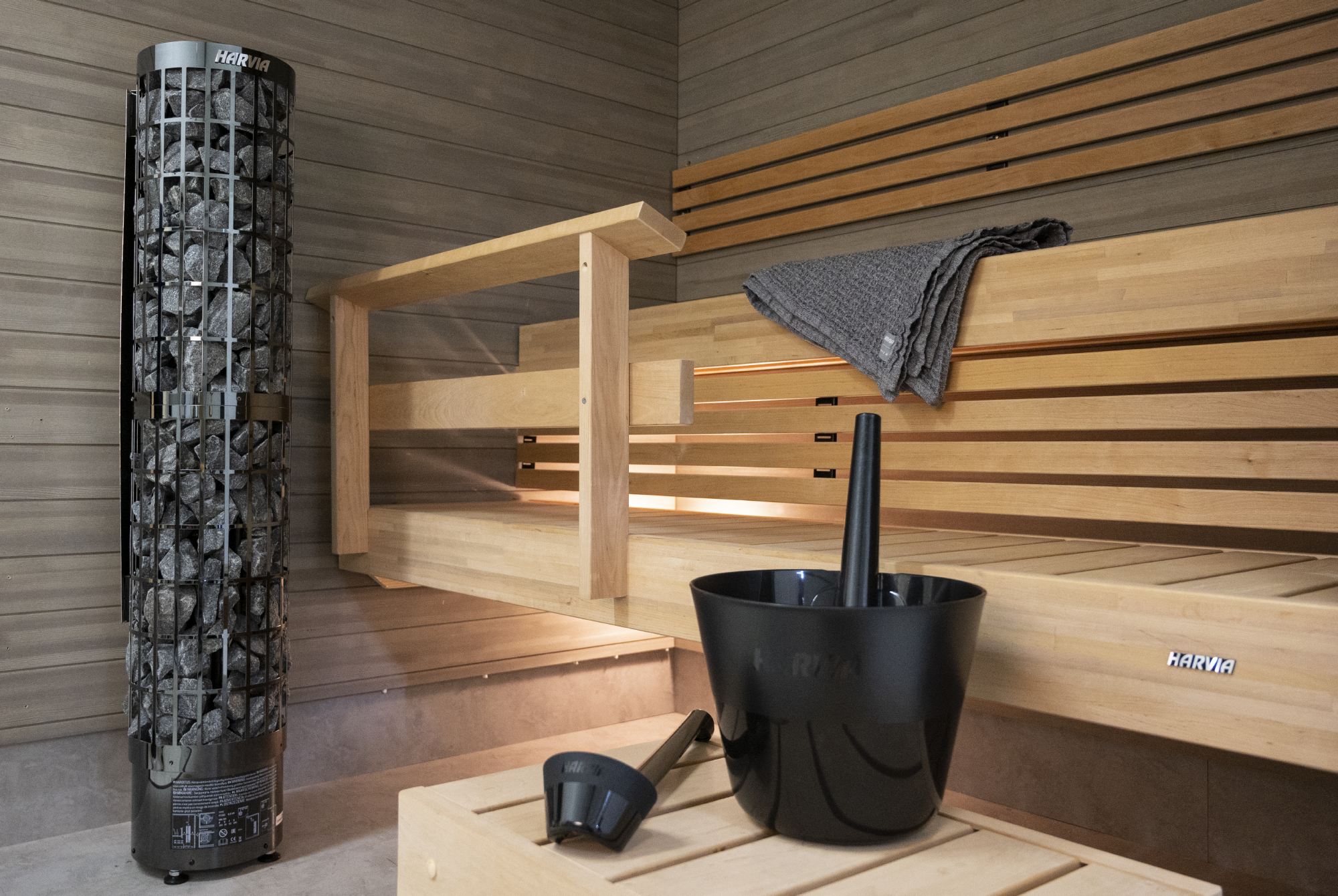 在庫有 ＜HARVIA＞ヒーター (Cilindro PRO132) ブラック – 自宅サウナ